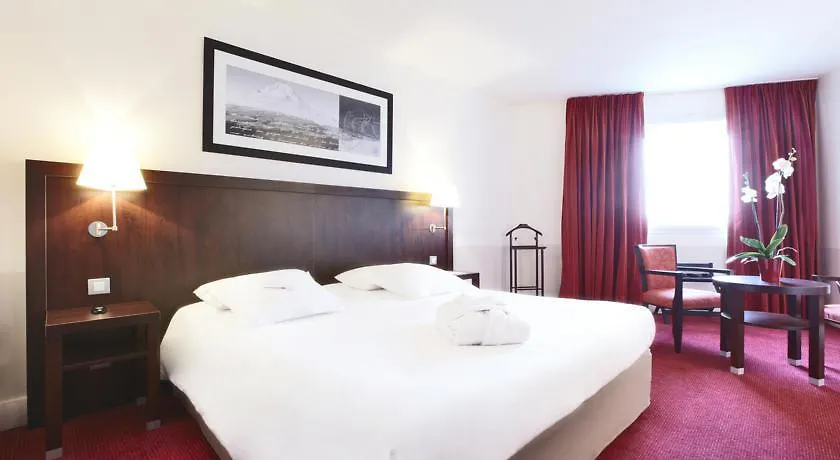 Kyriad Prestige Roissy Hotel