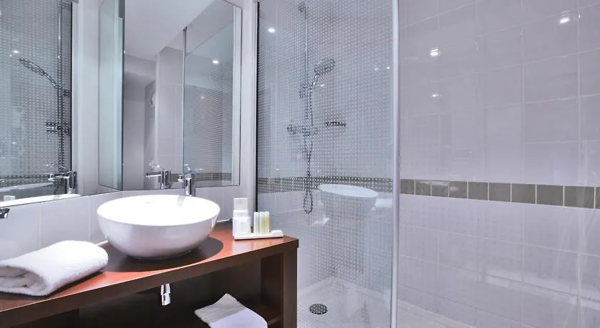 Kyriad Prestige Roissy Hotel