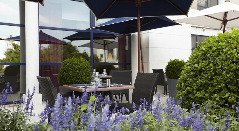 Kyriad Prestige Roissy Hotel