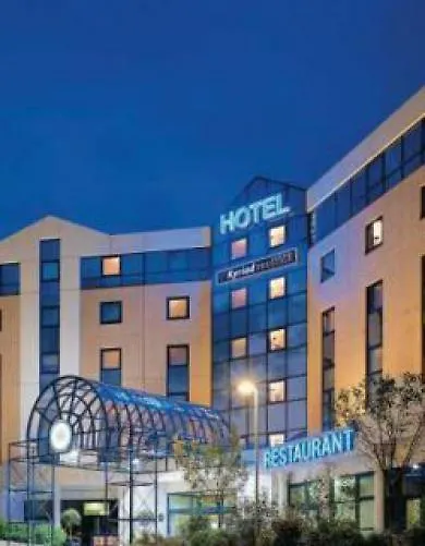 Kyriad Prestige Roissy Hotel